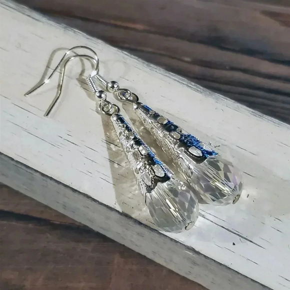 Caged Filigree Faceted Clear Crystal Silver Teardrop Earrings Hand Crafted - Picture 1 of 7